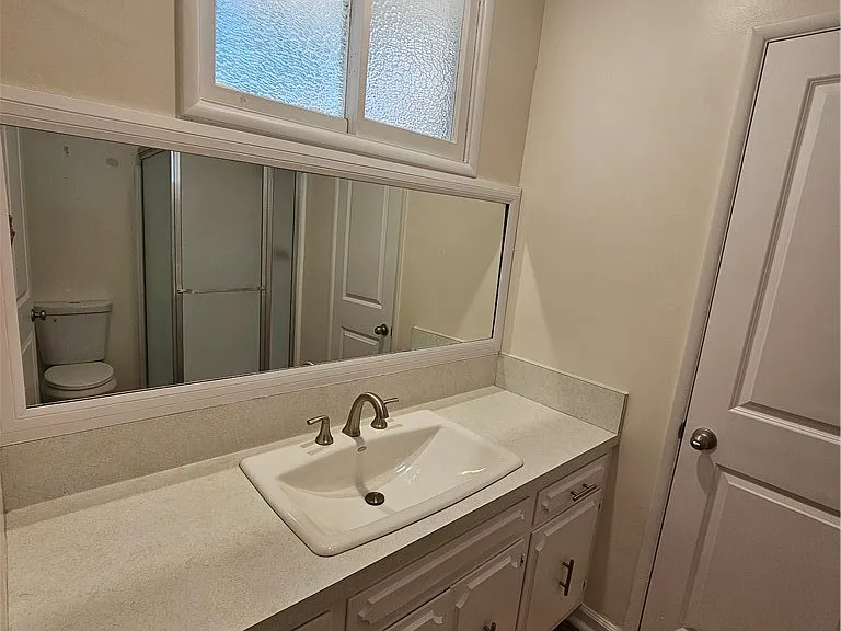 4642 Briggs Ave — Photo 15