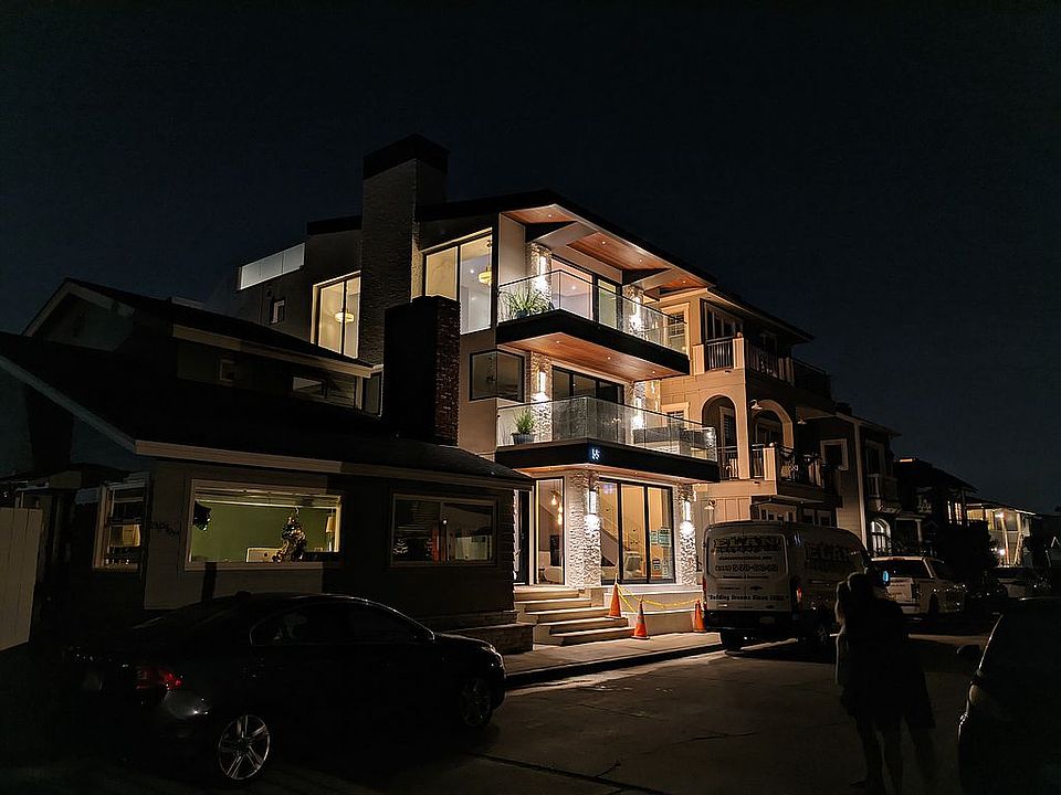 2nd image of 55 64th Pl