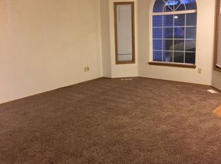 330 W Crestwood Dr, Nampa, ID 83686