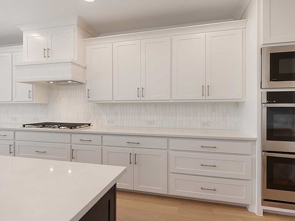 7th image of this home