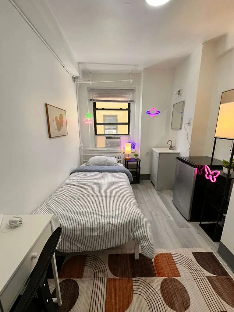 1 bed, $1,700 — Photo 1