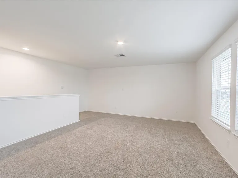 2209 Laurel Bloom Ln — Photo 22