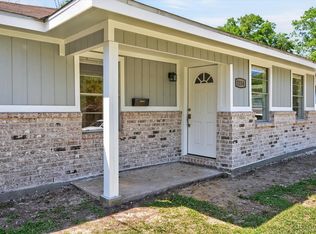 1114 Montrose St, Port Neches, TX 77651