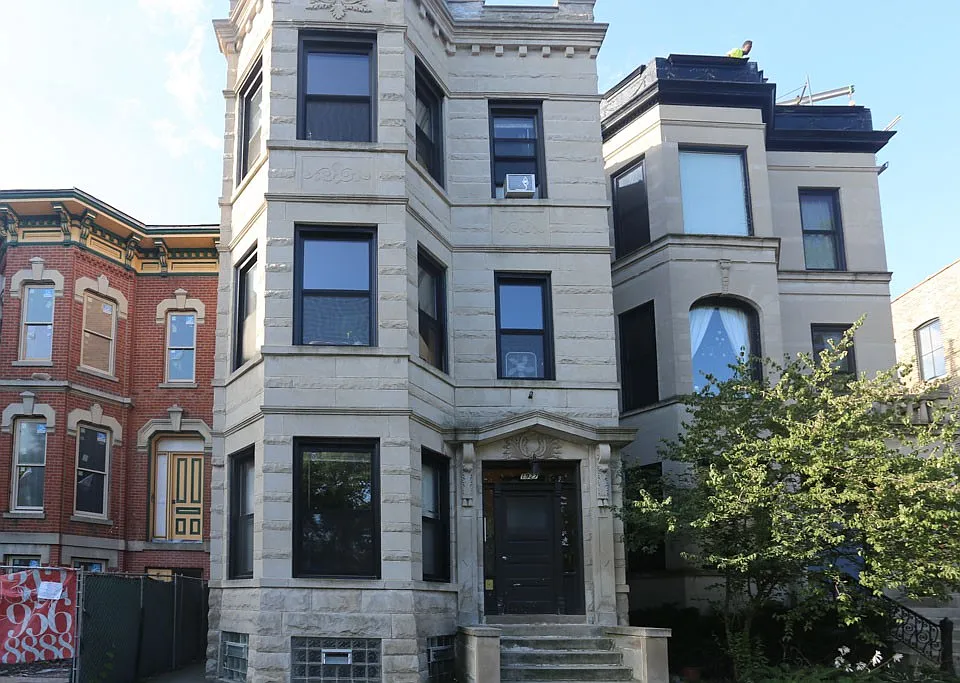 1927 W Schiller St #R4