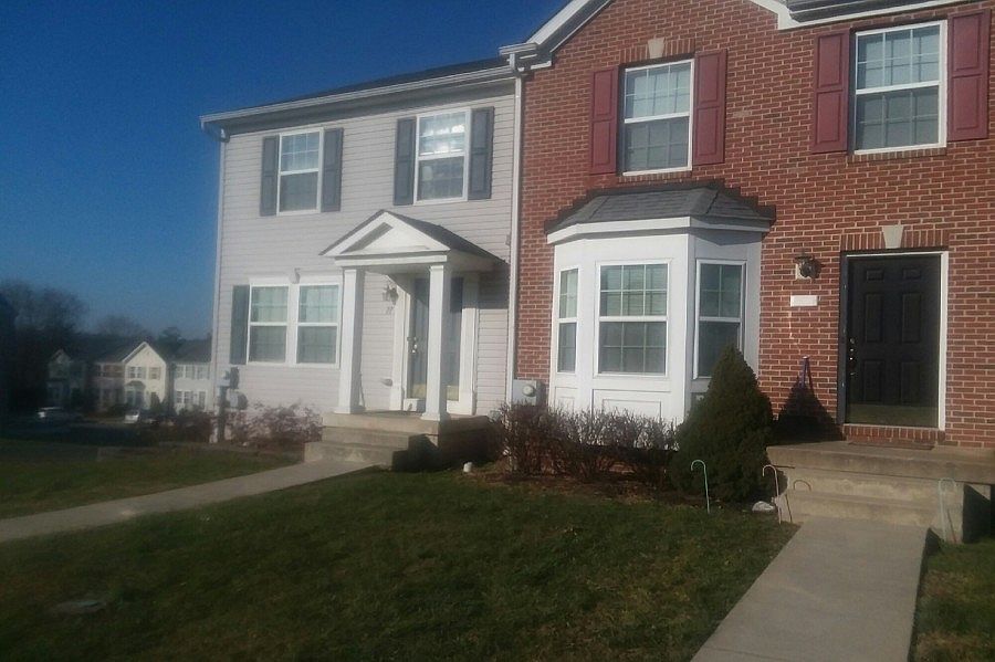 2nd image of 11 Lopez Dr