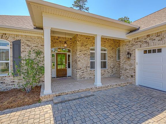 3rd image of 3148 Persimmon Dr