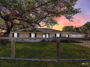 1106 Amanda, Canyon Lake, TX 78133