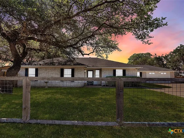 1106 Amanda, Canyon Lake, TX 78133