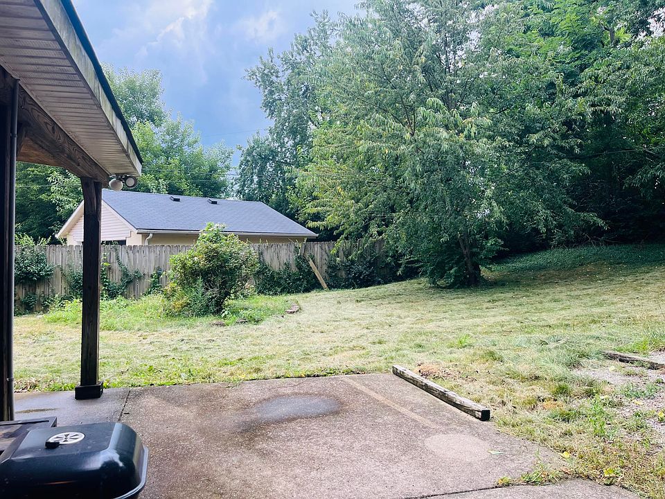 2nd image of 481 Dominican Dr