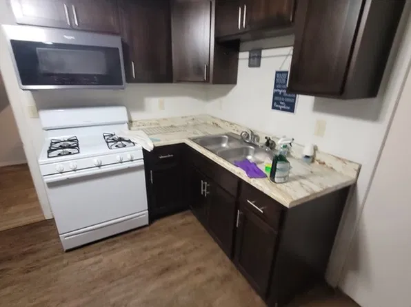 1300 E 6th St, Sioux Falls, SD
