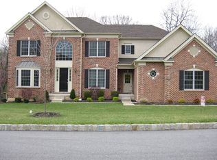 58 Lenfant Ct, Glen Mills, PA 19342