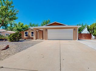 2505 Twin Buttes Dr NE, Rio Rancho, NM 87144