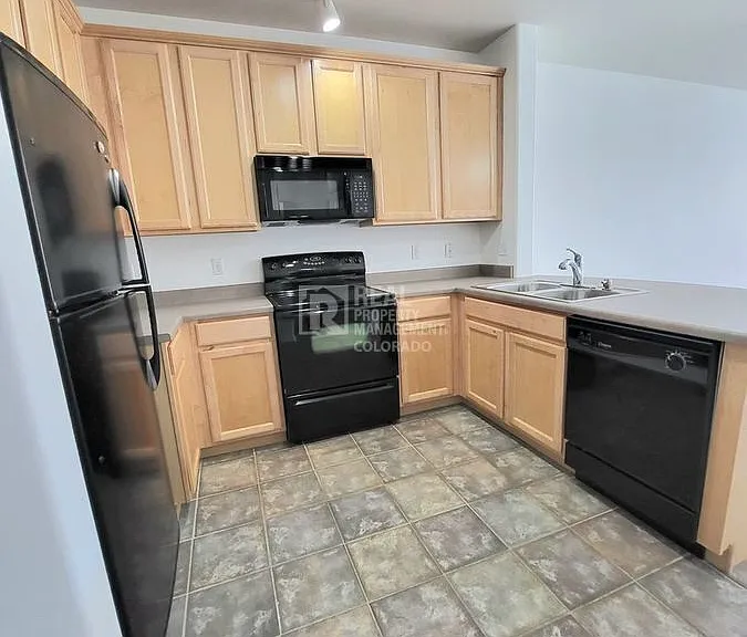 8420 Canyon Rim Trl #204 — Photo 5