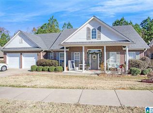 420 Chesser Plantation Ln, Chelsea, AL 35043
