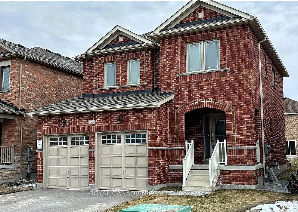 4 bed, $2,399 — Photo 2