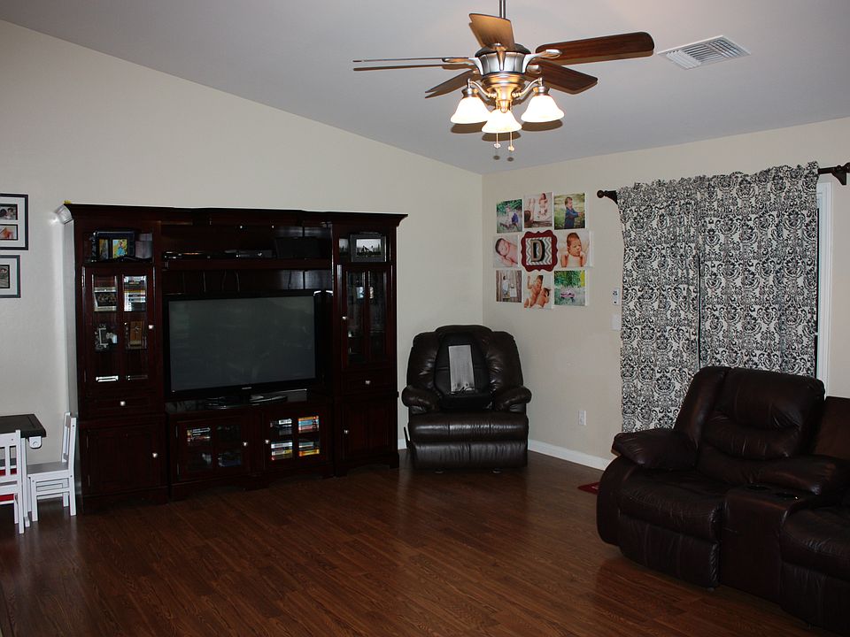 2nd image of 9309 Aphrodite St