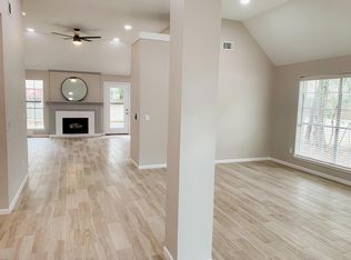 2 E Stony Bridge Cir, Spring, TX 77381