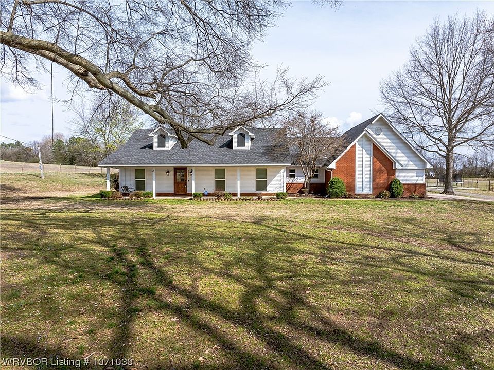 1st image of 2121 Osborne Ln