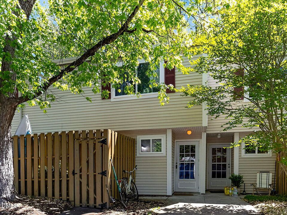 1st image of 220 Elizabeth St APT A3