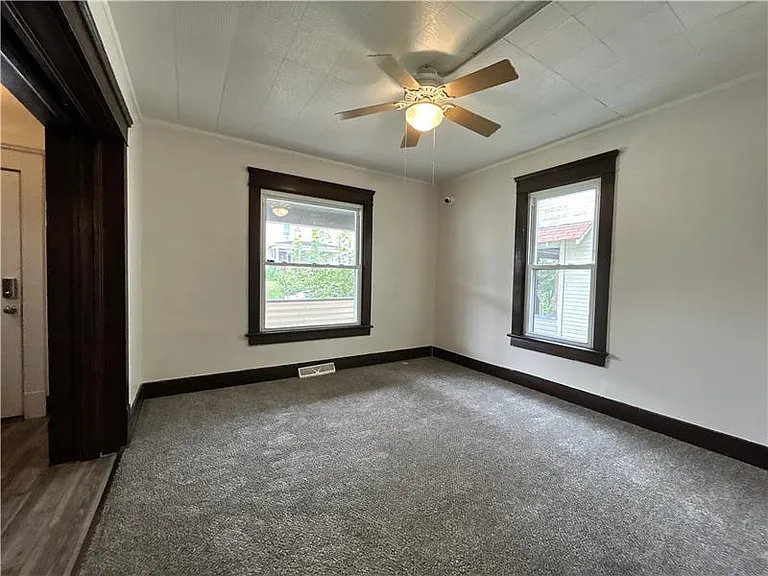 1303 Oregon Ave — Photo 3