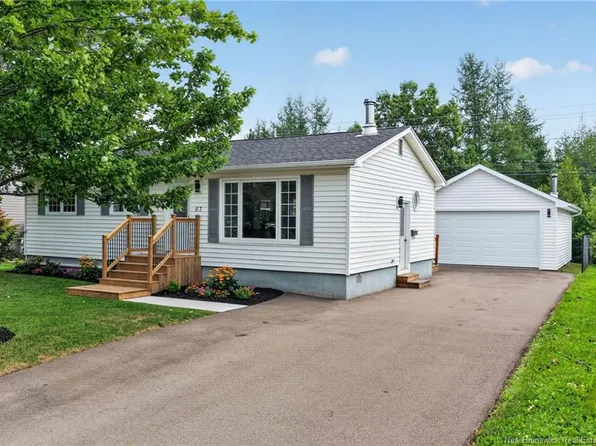 67 Lawson Ave, Riverview, NB E1B 3R1