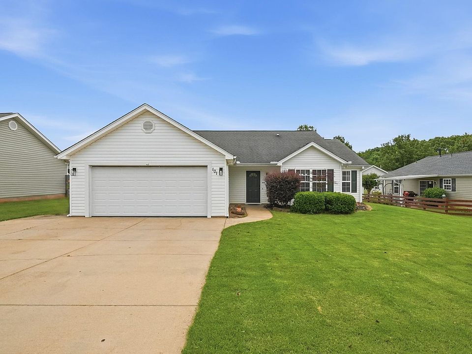 1st image of 101 Walcott Dr