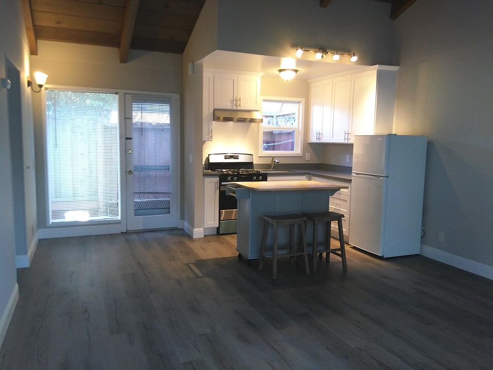 Newly remodeled open kitchen