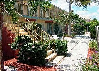 1st image of 2716 NE 30th Pl APT 2