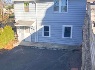 20 Park Ln APT 7, Rye, NY 10580