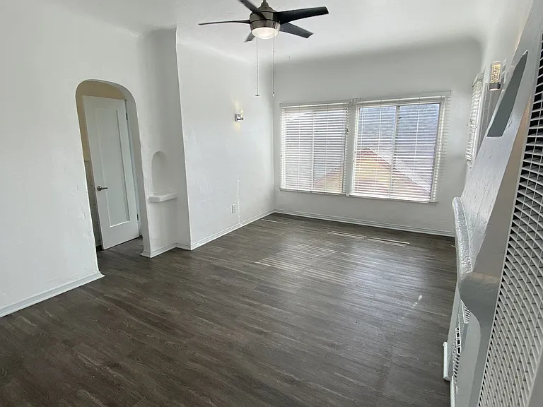 551 Daisy Ave — Photo 4