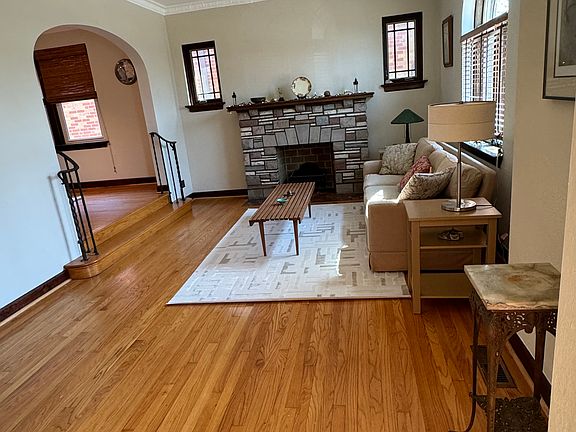 4th image of 5315 Tholozan Ave