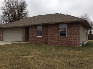 787 S Natalie Ave, Springfield, MO 65802