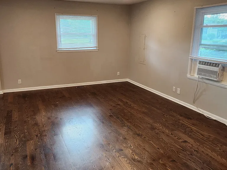 1306 White Blvd — Photo 11