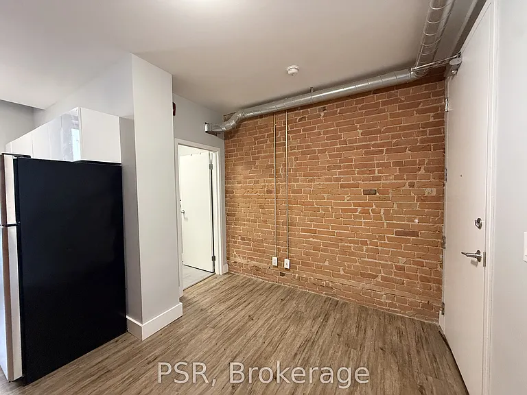 2870 Dundas St W #310 — Photo 7