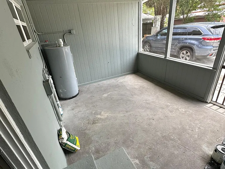 526 Sumner St — Photo 19