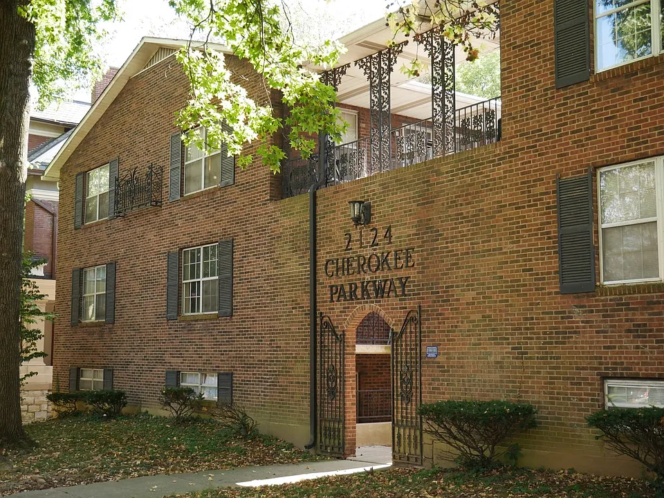 2124 Cherokee Pkwy