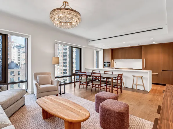 200 East 21st Street image 8 of 48