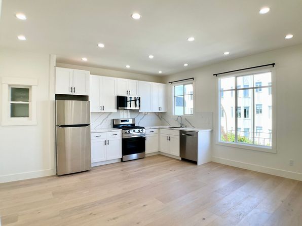 1601 Beach St APT 204