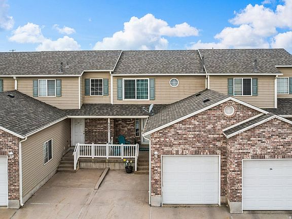 3rd image of 4851 S 1800 W APT 25
