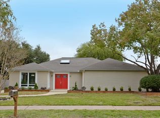 11326 Briar Rose Dr, Houston, TX 77077