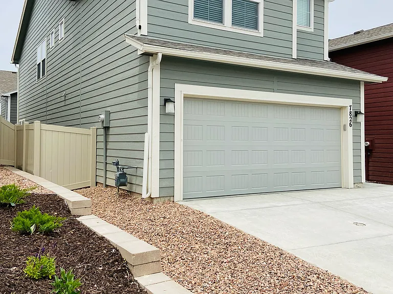 7826 Tent Rock Point — Photo 36