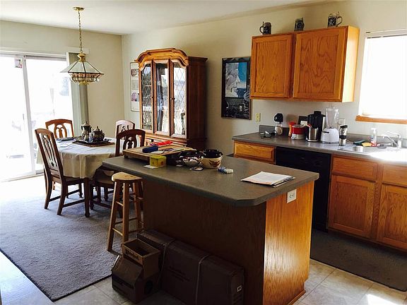 2nd image of 1609-11 Glacier Hill Dr