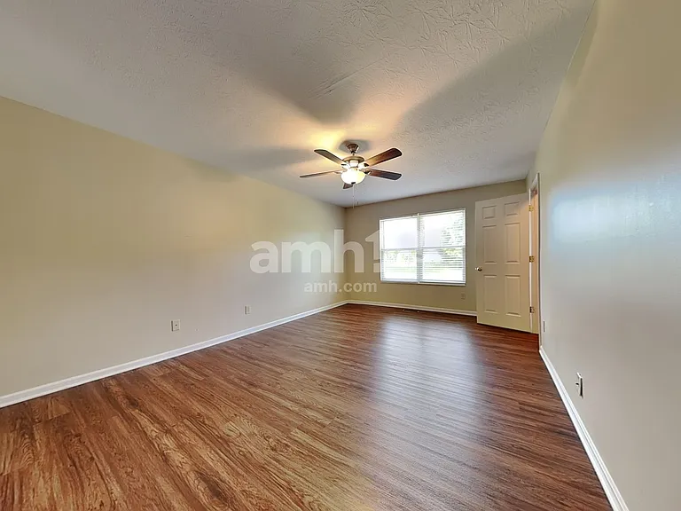 1371 Stableview Cir — Photo 10