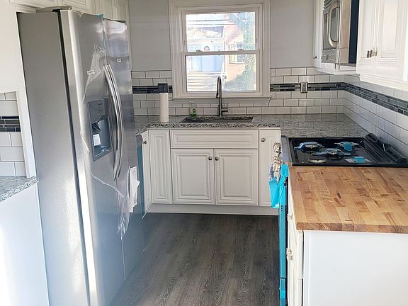 4th image of 108 Tysens Ln