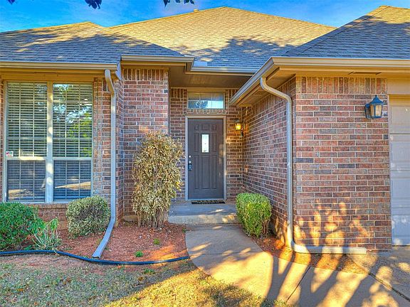4th image of 17013 Autumnwood Dr