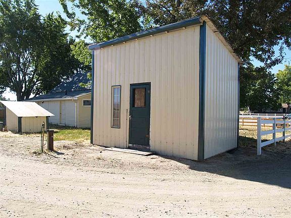 5th image of 3512 W Idaho Blvd