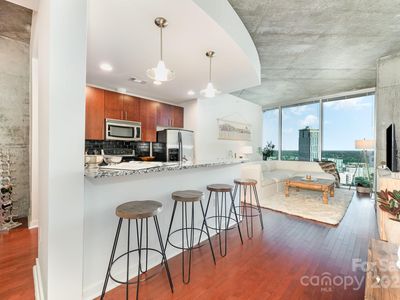 210 N Church St #1709, Charlotte, NC, 28202