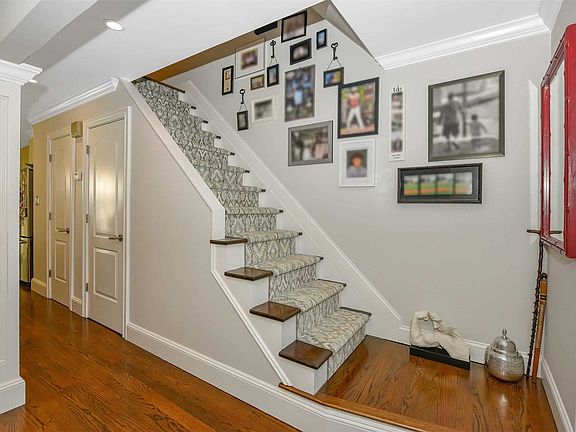 2nd image of 94 Townhouse Dr