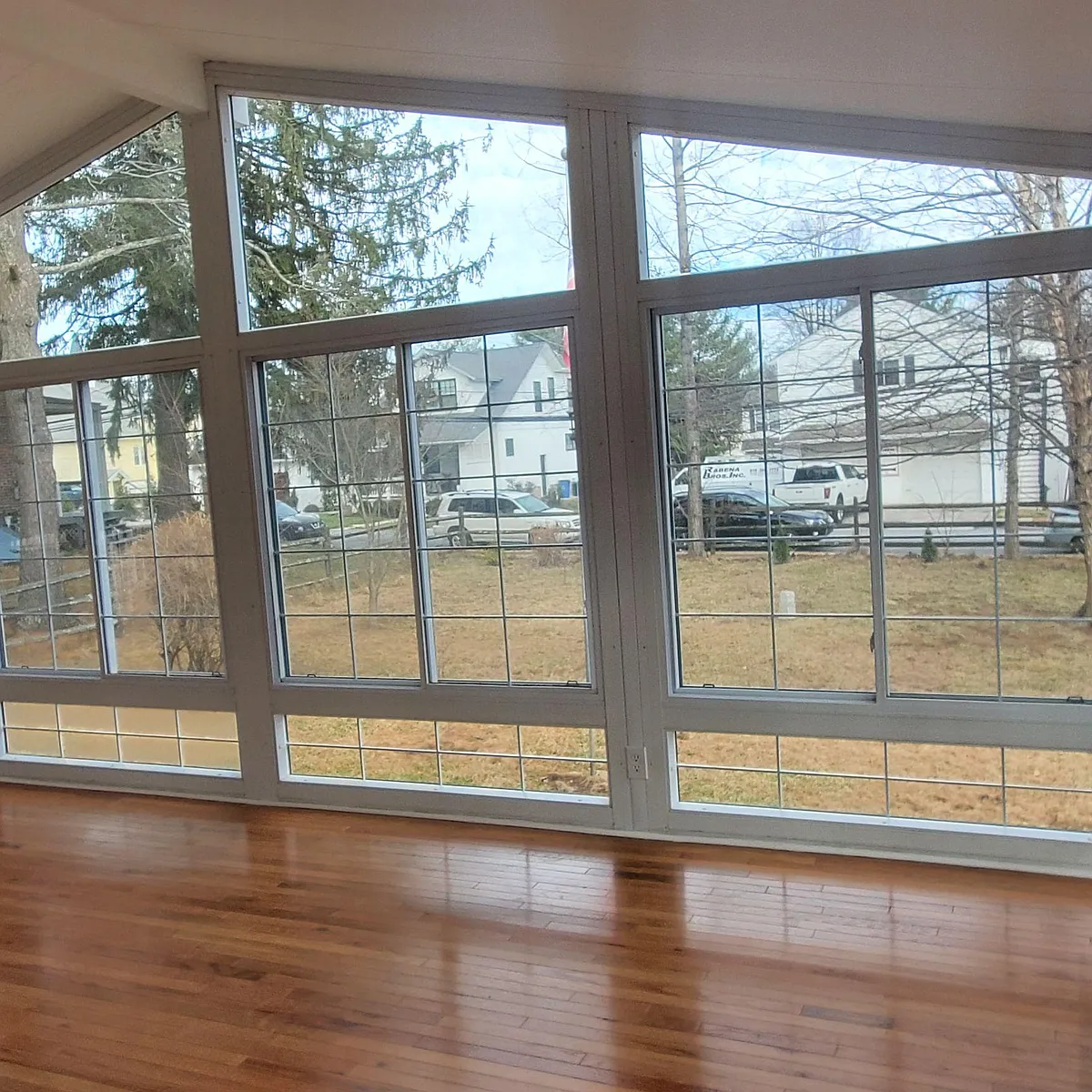 Building Photo - 48 Ruthland Ave
