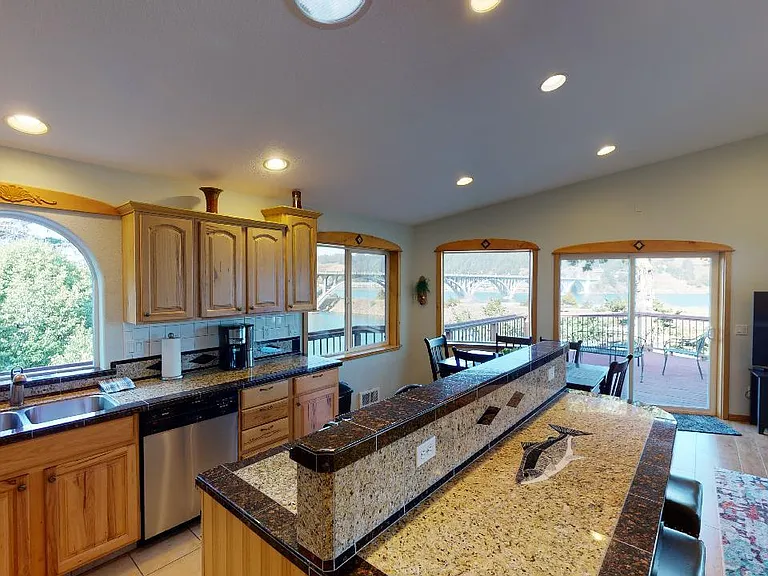 94451 Jerrys Flat Rd — Photo 14
